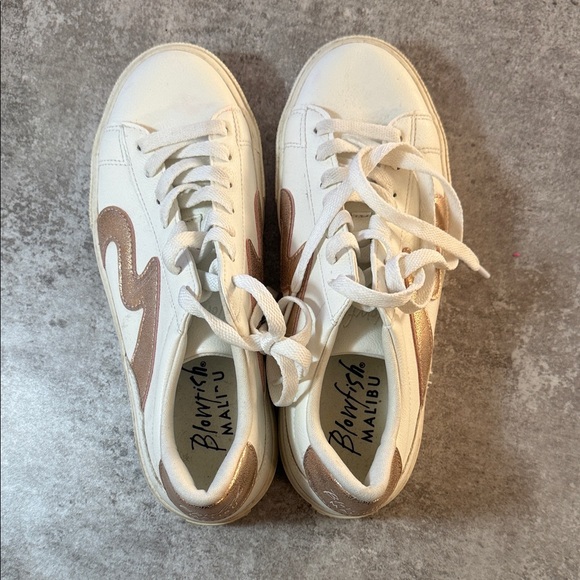 Blowfish White and Rose Gold Sneakers - Picture 4 of 4